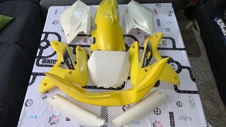 RMZ 450 Juego plasticos