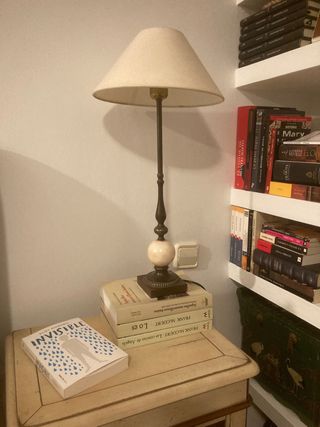 Lampara de mesa de noche