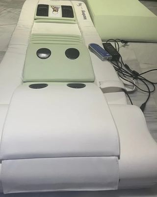 Camilla de mansaje está nueva no se a usado.