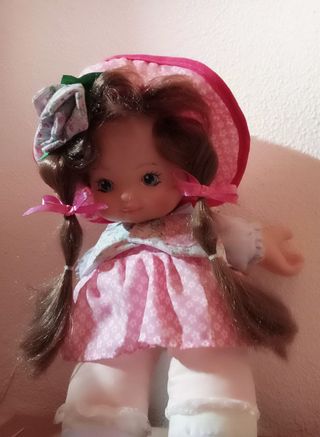 Boneca que canta e encanta