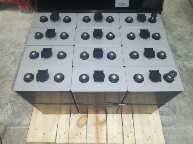 Batería solar de 24V y 420Ah en C100