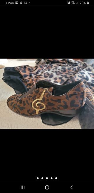 Zapatos leopardo