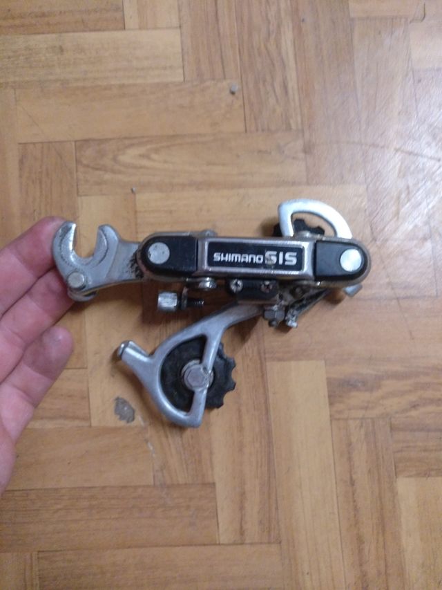 Desciador trasero Shimano SIS