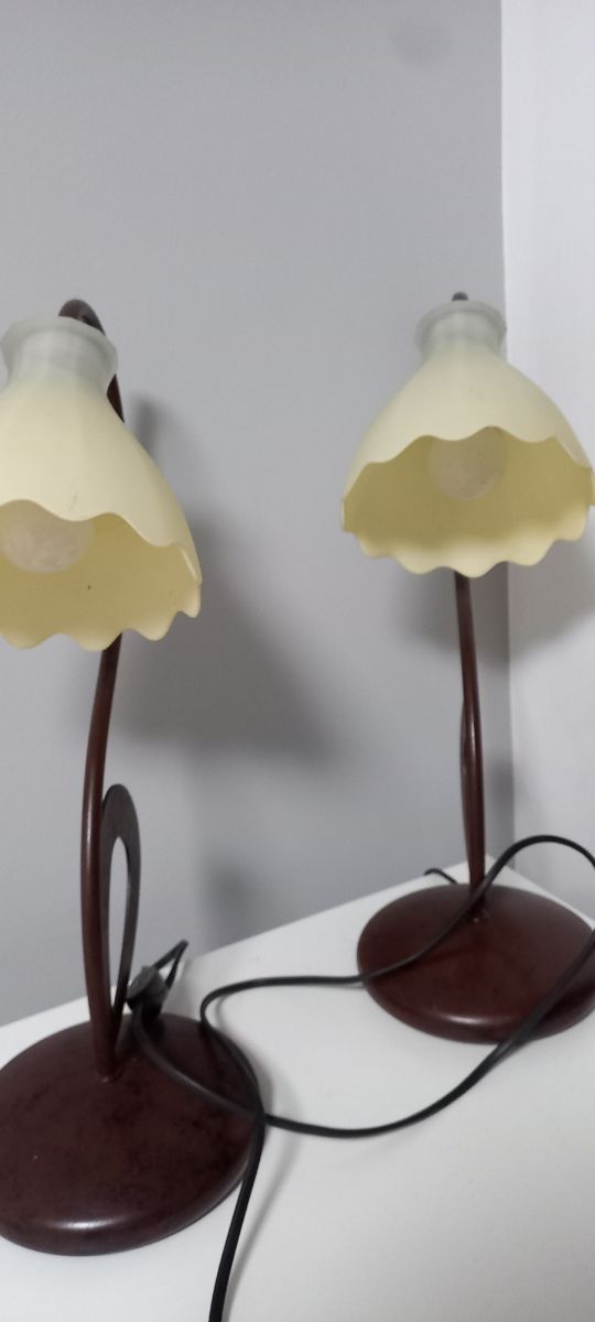 Lampara techo con 2 d mesita noche