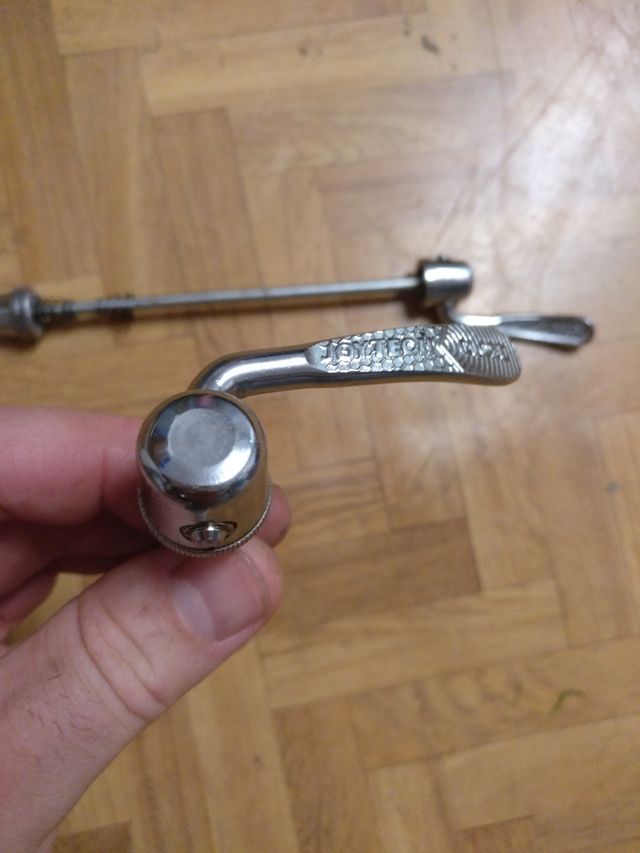 Par de cierres de rueda para bici