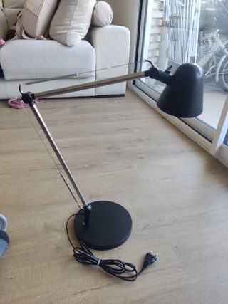 Flexo Ikea negro