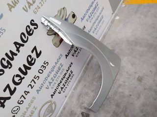 Aletas delanteras grises Ford Focus 2002