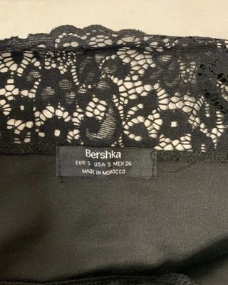 Top de encaje Bershka Talla 36
