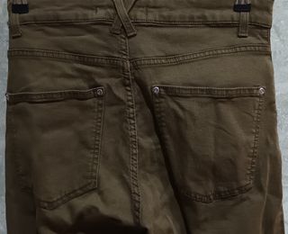 Pantalón vaquero caqui