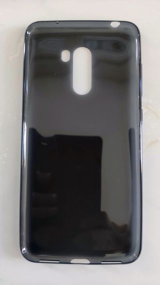Funda Pocophone F1 color gris transparente