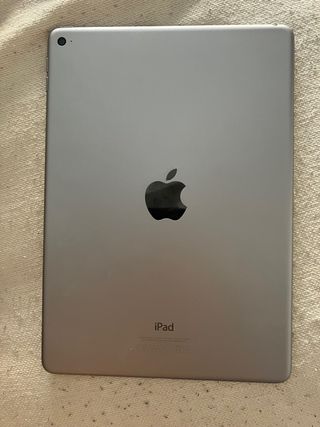 iPad Air 2 64gb con muy poco uso
