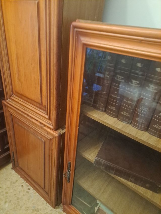 3 muebles madera cocina vintage y dos cajones.