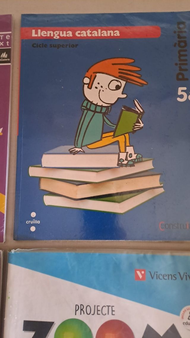 4 libros 5⁰ primaria, precio negociable.