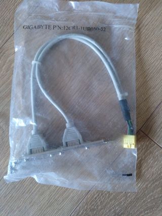 gigabyte 12CR1 1UB030