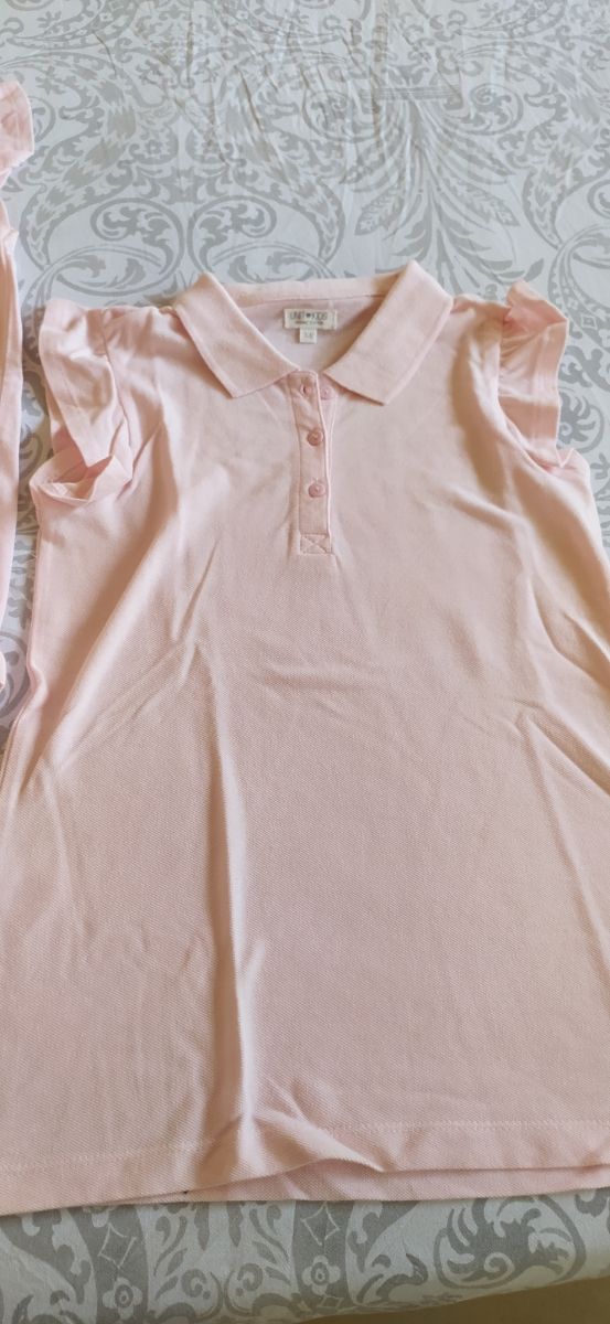 2 polos sin mangas, talla 9-10 y 11-12