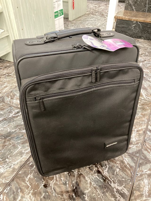 Maleta con ruedas Dicota