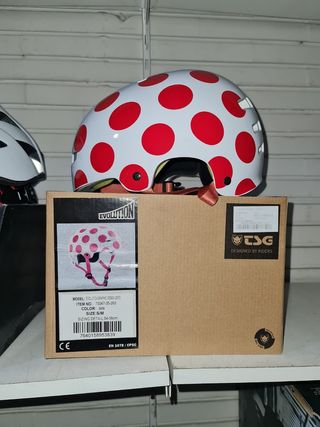 Casco patines, bicicleta, skate...