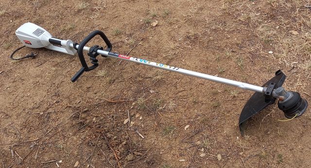 desbrossadora elèctrica ryobi EBC 1040