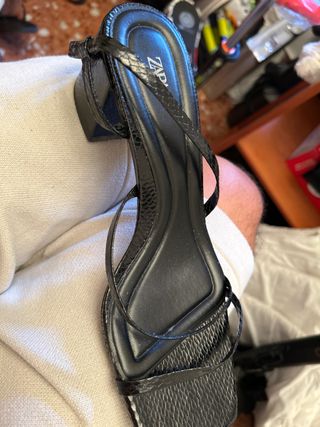 zara sandalias 