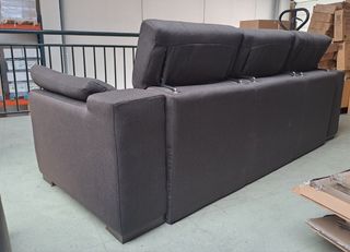 Sofá de tres plazas extensibles