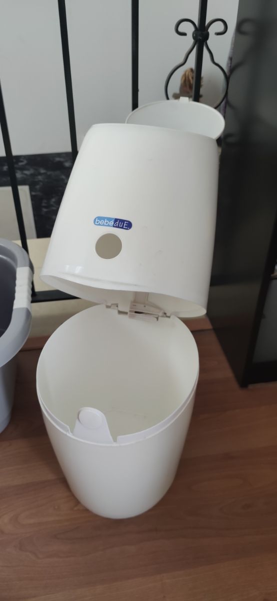 Contenedor pañales Bebdue