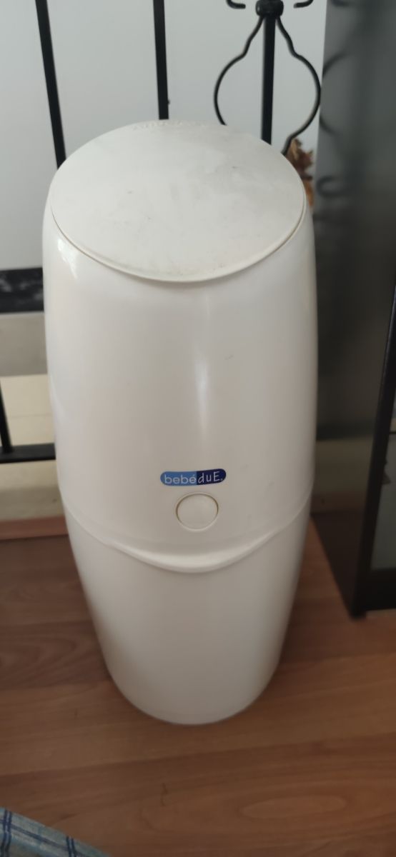 Contenedor pañales Bebdue