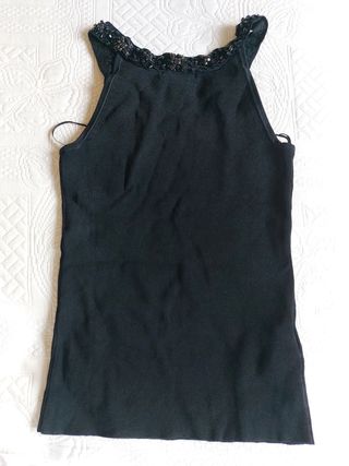 Camiseta tirantes con abalorios 