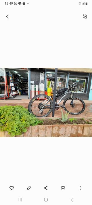 Bicicleta de montaña eléctrica