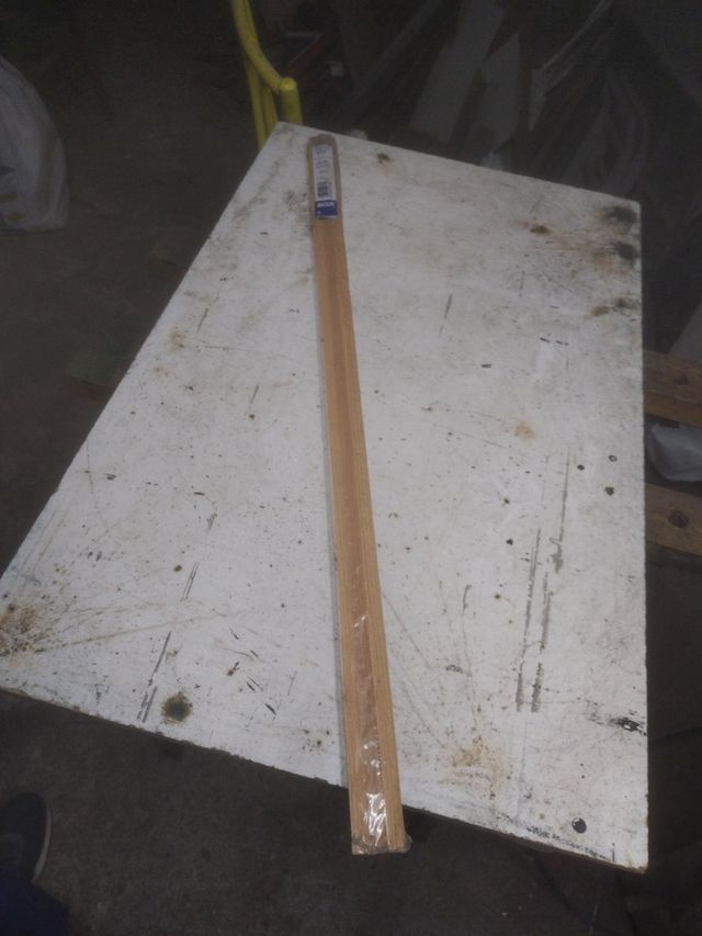 Pavimento in laminato attraverso porte