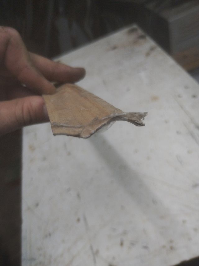 Pavimento in laminato attraverso porte