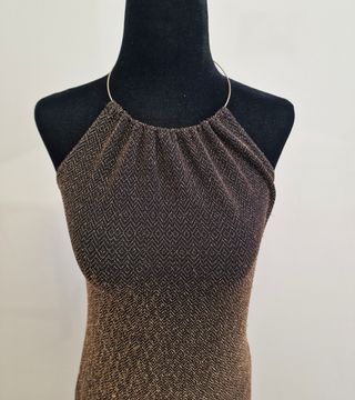 Vestido fiesta con aro Talla S dorado