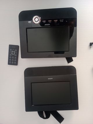 Dos Monitores para visionar DVDs