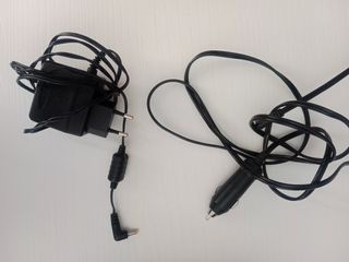 Dos Monitores para visionar DVDs