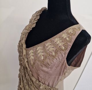 Vestido fiesta champagne Talla S Káhyra