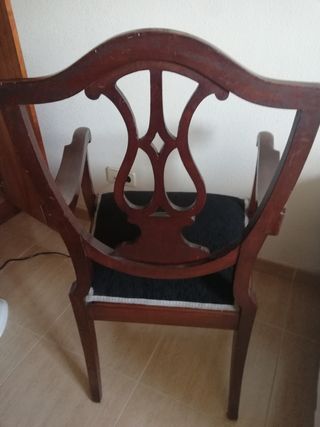 Silla butacon de madera