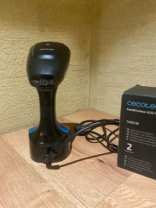 Plancha de vapor vertical Cecotec