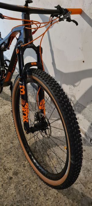Orbea Oiz M30 Full Carbono. Migliorata.