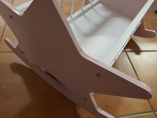 Cuna mecedora para muñecos