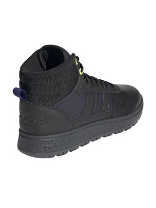 Adidas. Zapatillas altas de piel. Talla 42