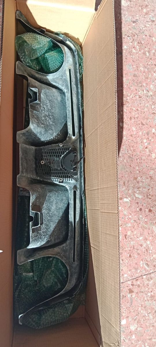 Abarth Difusor Trasero Prolongado con luz