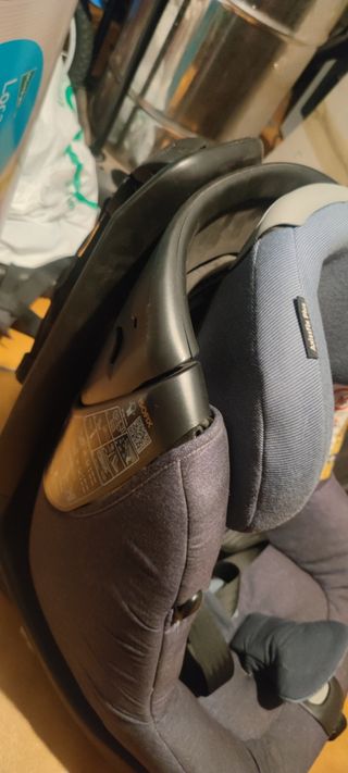 Silla de coche asixssfix plus cero a 4 años o 1'05