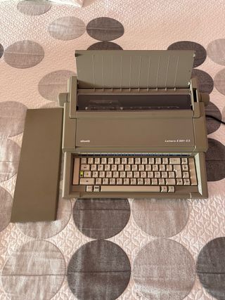 Máquina de escribir electrónica portátil E501-II