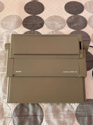 Máquina de escribir electrónica portátil E501-II