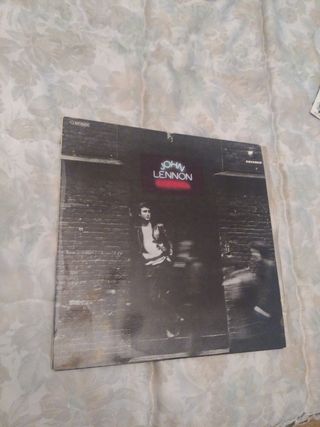 MICHAEL JACKSON, FAME, MECANO John LENNON LPs