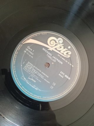 MICHAEL JACKSON, FAME, MECANO John LENNON LPs