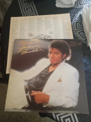 MICHAEL JACKSON, FAME, MECANO John LENNON LPs