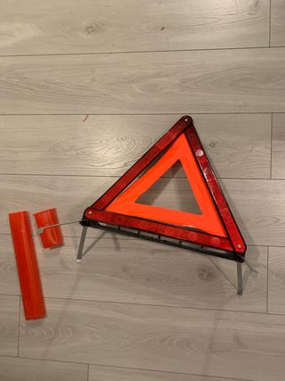Antirobo coche volante, triangulo y 2 rasquetas