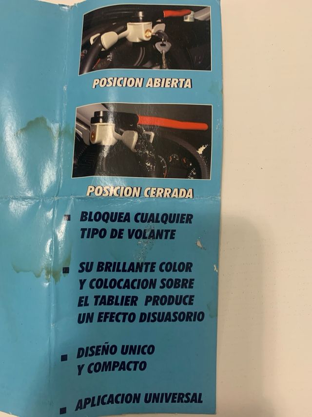 Antirobo coche volante, triangulo y 2 rasquetas