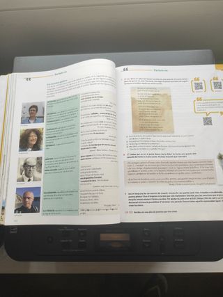 Libro Vía Oberta Llengua y Literatura Batxillerat.