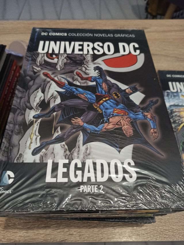 Novelas gráficas DC